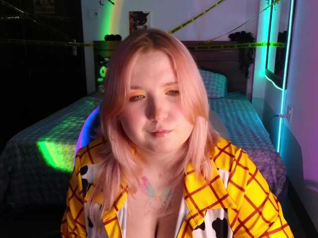 plushydevil live cam on BongaCams