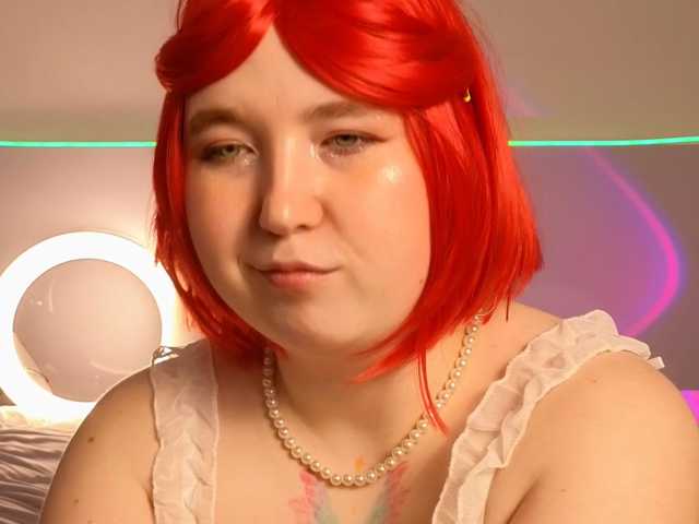 plushydevil, live now on BongaCams
