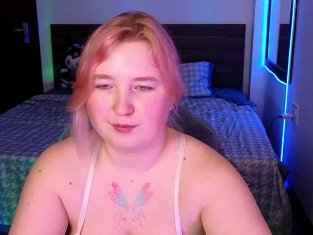 plushydevil live cam on BongaCams
