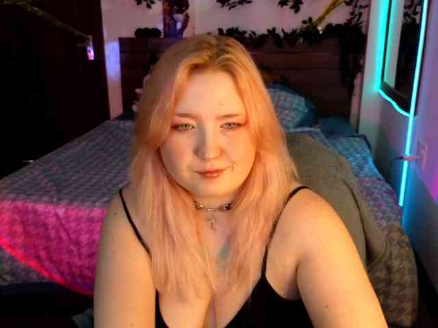 plushydevil webcam