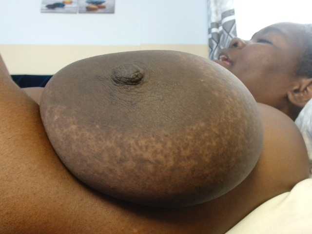 titi-fiesta, en vivo ahora en BongaCams