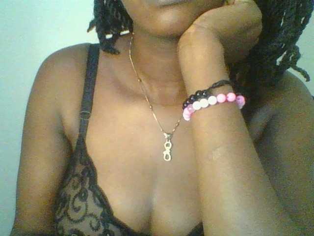 Juicybaby1 live cam preview