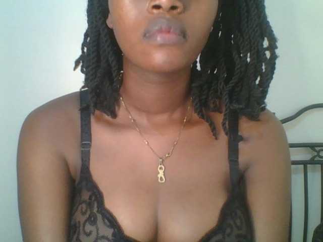 Juicybaby1 live cam on BongaCams