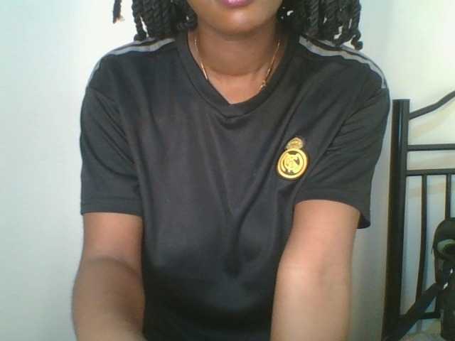 Juicybaby1 live cam on BongaCams