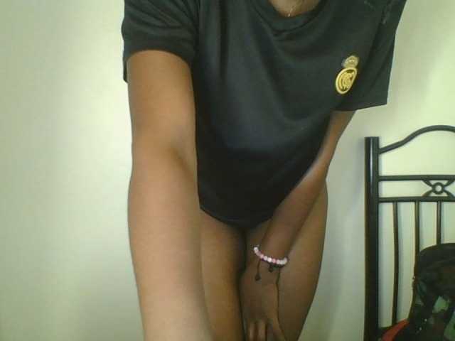 Juicybaby1 live cam on BongaCams