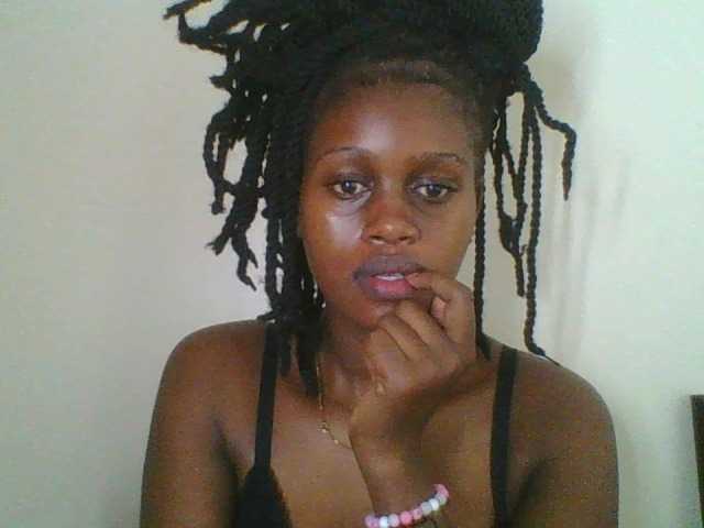 Juicybaby1 live cam on BongaCams