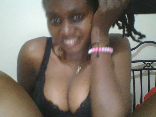 Juicybaby1 live cam on BongaCams
