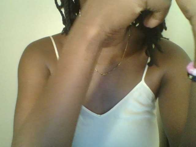 Juicybaby1 live cam on BongaCams