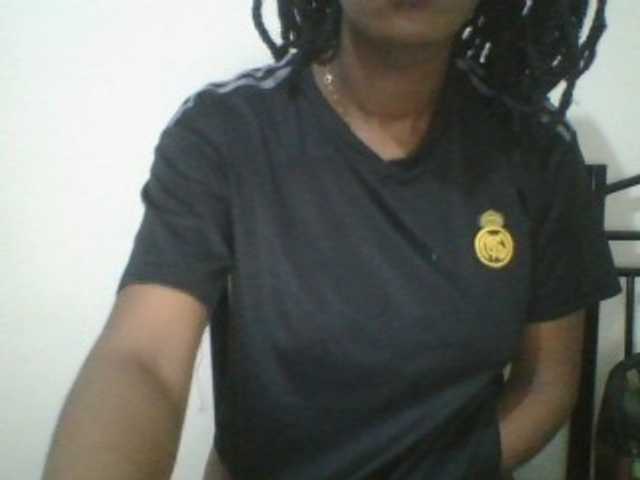 Juicybaby1 live cam on BongaCams