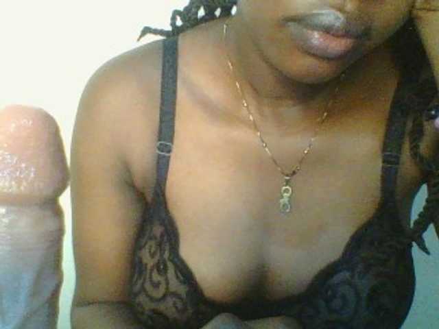 Juicybaby1 live cam on BongaCams