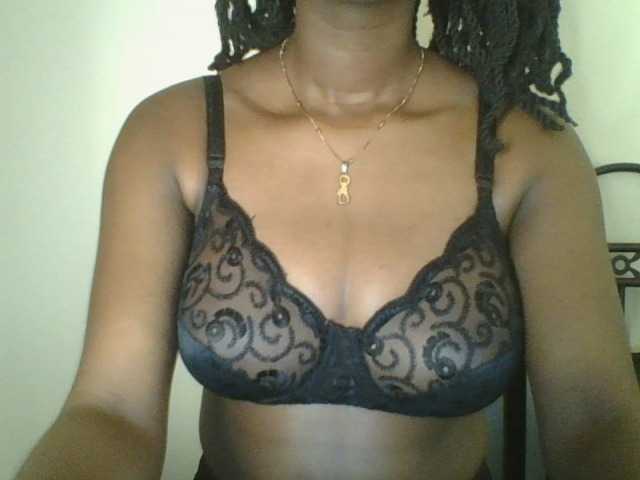 Juicybaby1 live cam preview