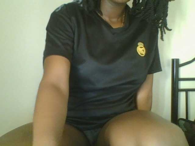 Juicybaby1 live cam on BongaCams