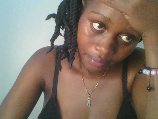 Juicybaby1 live cam on BongaCams