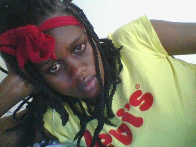 Juicybaby1 live cam on BongaCams