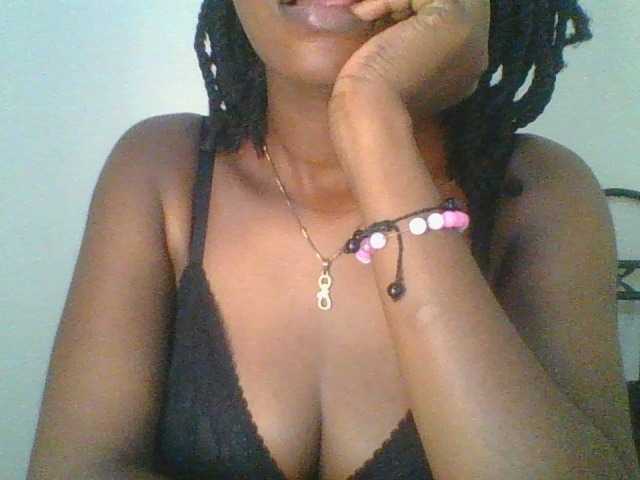 Juicybaby1 live cam on BongaCams