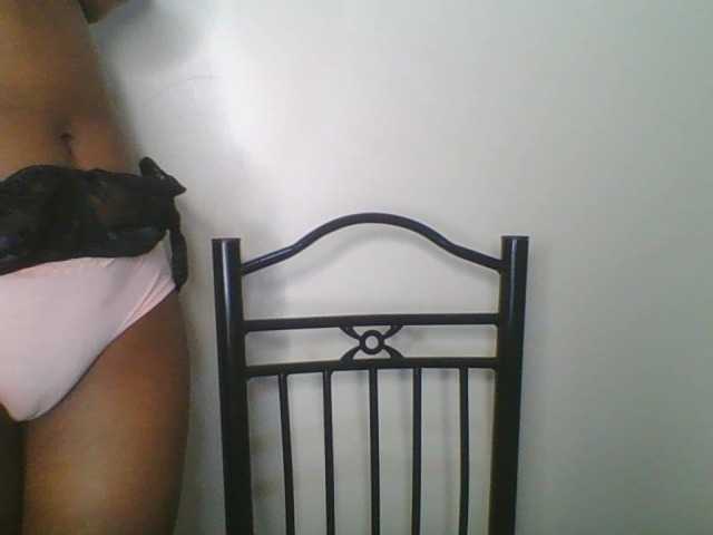 Juicybaby1 live cam on BongaCams