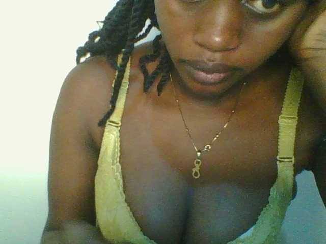 Juicybaby1 live cam on BongaCams