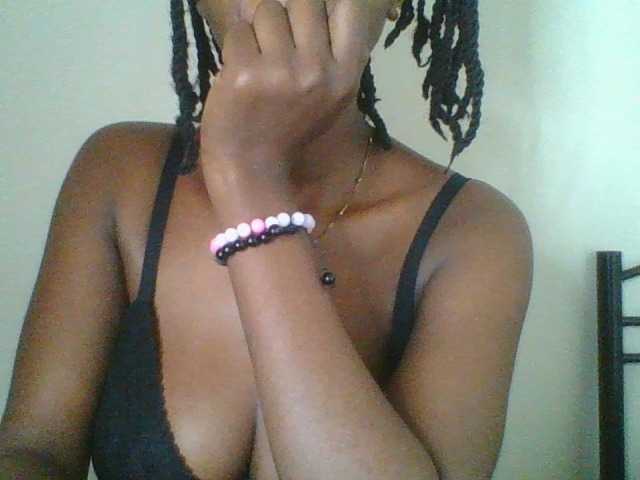 Juicybaby1 live cam on BongaCams