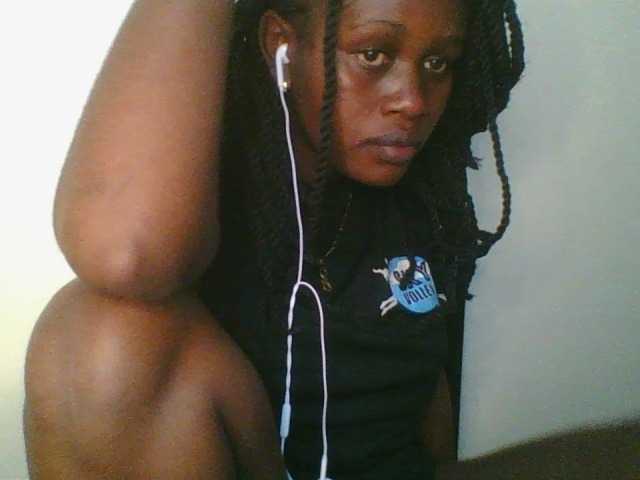 Juicybaby1 live cam on BongaCams