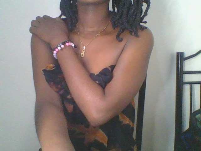 Juicybaby1 live cam on BongaCams