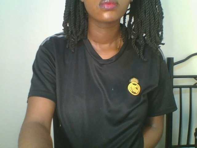 Juicybaby1 live cam on BongaCams