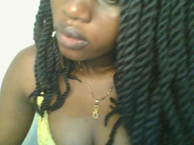 Juicybaby1 live cam on BongaCams