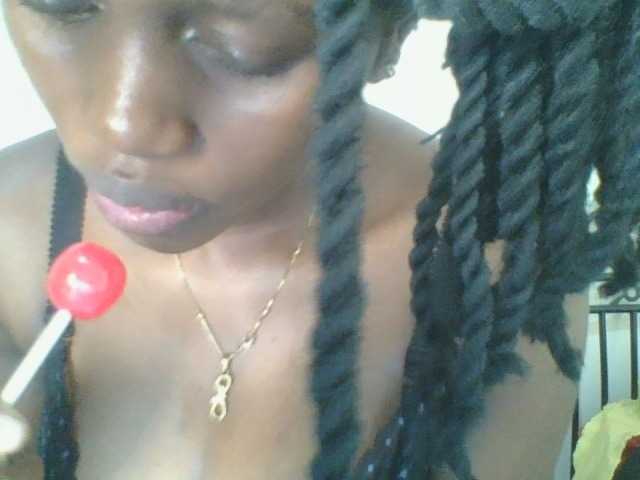 Juicybaby1 live cam on BongaCams