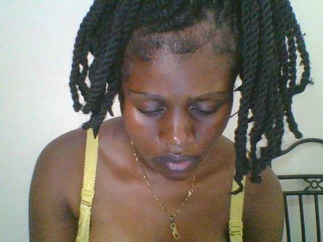 Juicybaby1 live cam on BongaCams