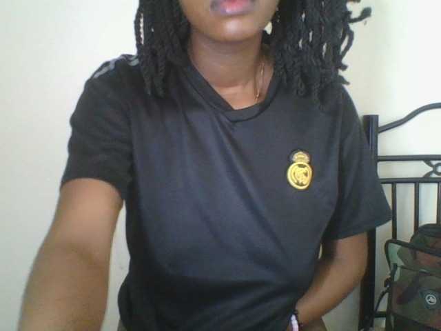 Juicybaby1 live cam on BongaCams