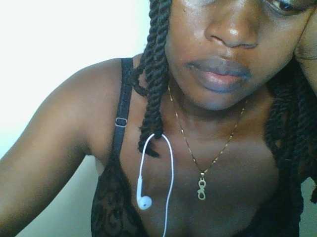Juicybaby1 live cam on BongaCams