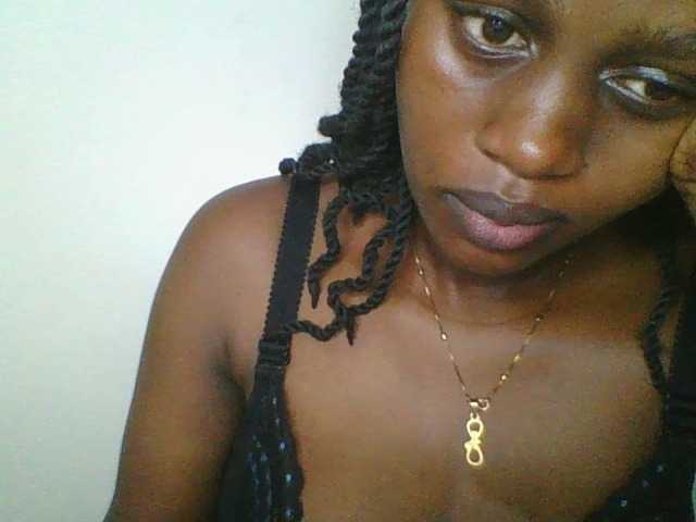 Juicybaby1 live cam on BongaCams