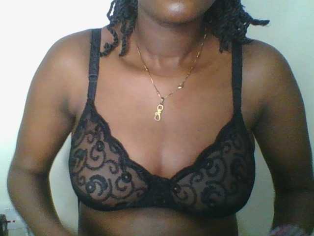 Juicybaby1 live cam on BongaCams