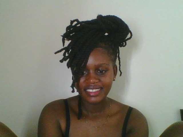 Juicybaby1 live cam on BongaCams