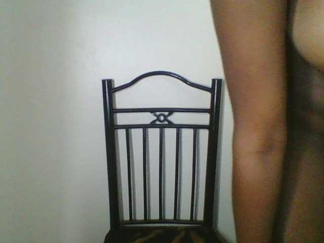 Juicybaby1 live cam on BongaCams