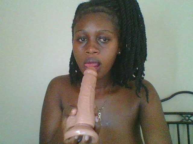 Juicybaby1 live cam on BongaCams