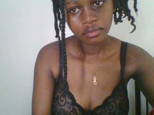 Juicybaby1 live cam on BongaCams