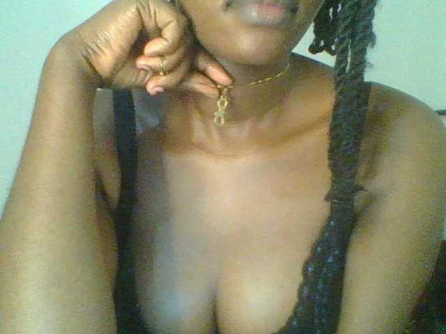 Juicybaby1 live cam on BongaCams