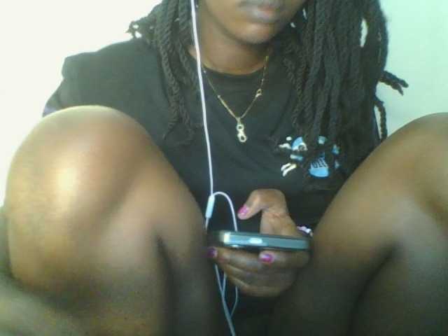 Juicybaby1 live cam on BongaCams