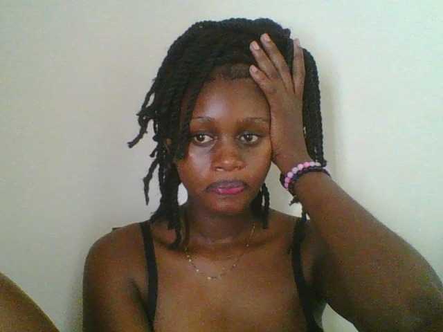 Juicybaby1 live cam on BongaCams