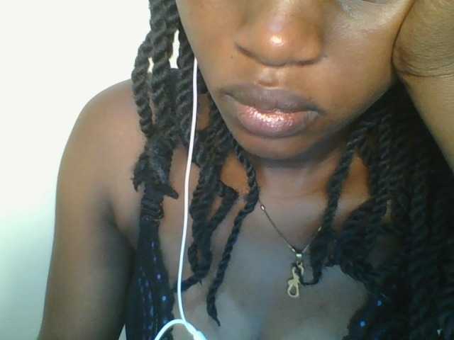 Juicybaby1 live cam on BongaCams