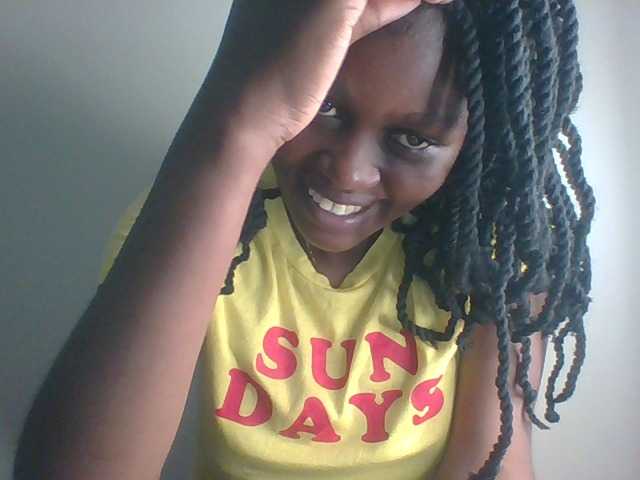 Juicybaby1 live cam on BongaCams