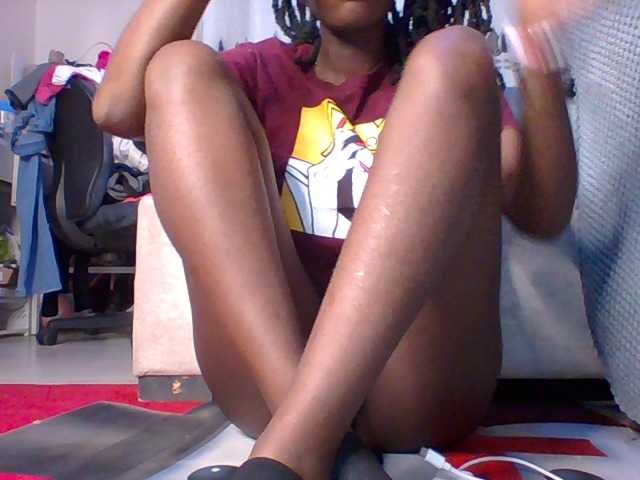 Juicybaby1 live cam on BongaCams