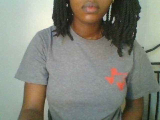 Juicybaby1 live cam on BongaCams