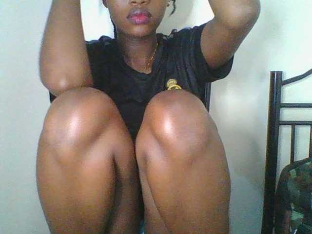 Juicybaby1 live cam on BongaCams
