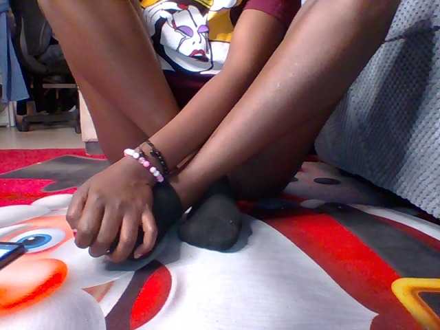 Juicybaby1 live cam on BongaCams