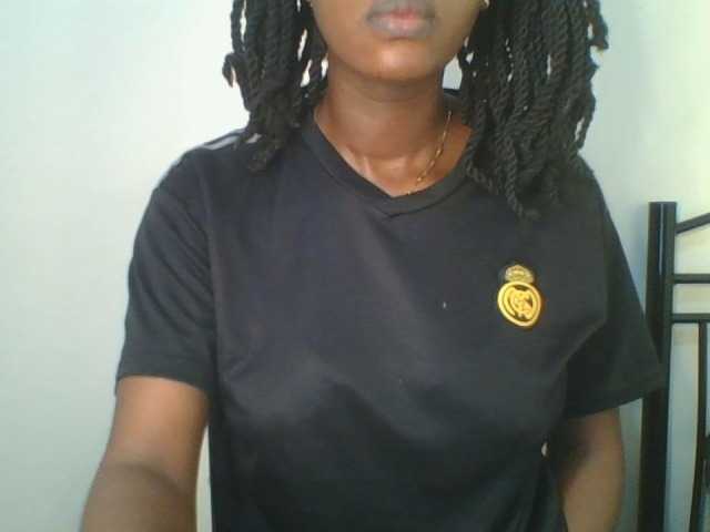 Juicybaby1 live cam on BongaCams