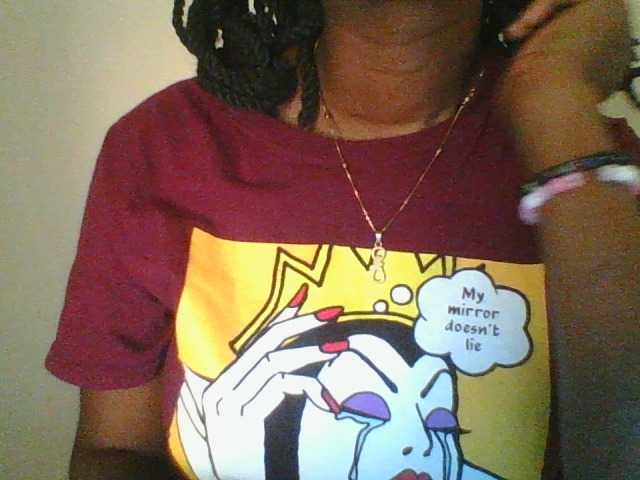 Juicybaby1 live cam on BongaCams