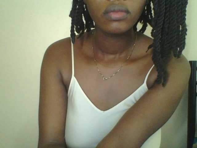 Juicybaby1 live cam on BongaCams
