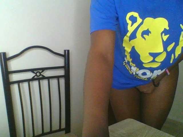 Juicybaby1 live cam on BongaCams