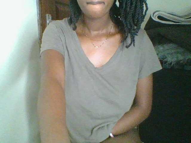 Juicybaby1 live cam on BongaCams